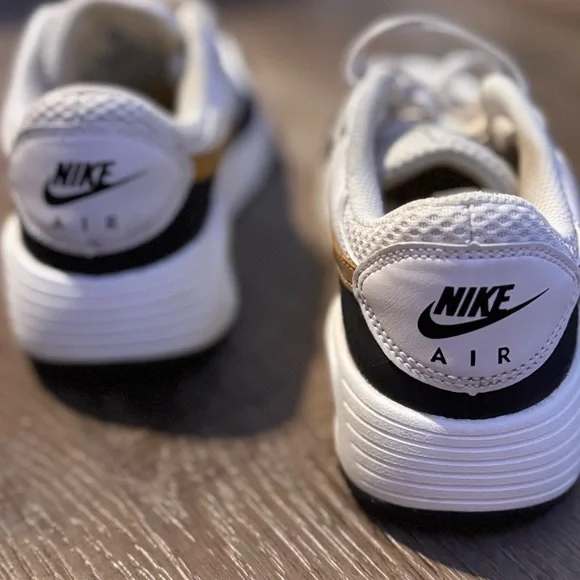 Nike White Black Sneakers with Gold Swoosh - Picture 5 of 8